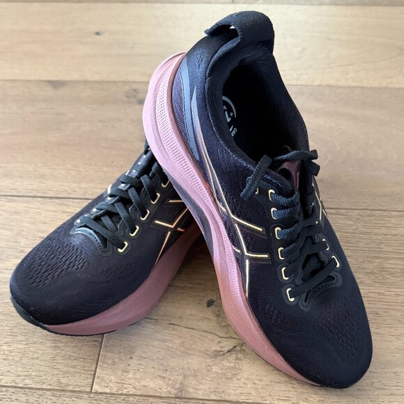 Asics Gel- Kayano 32 size 7.5 Black/Dark Current (pink) - Picture 1 of 6